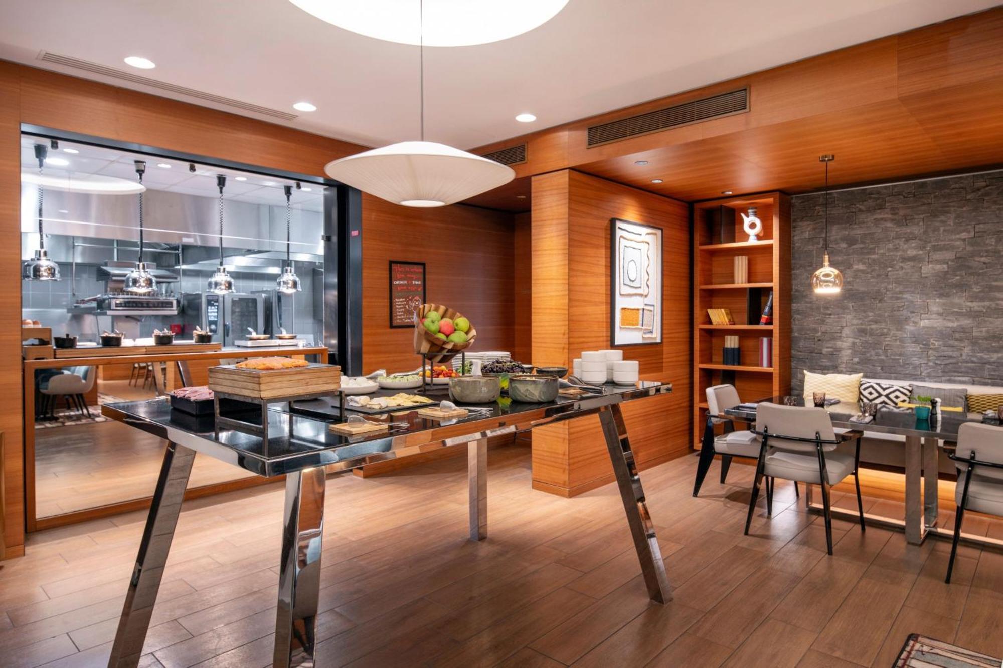 Renaissance Paris Republique Hotel & Spa מראה חיצוני תמונה