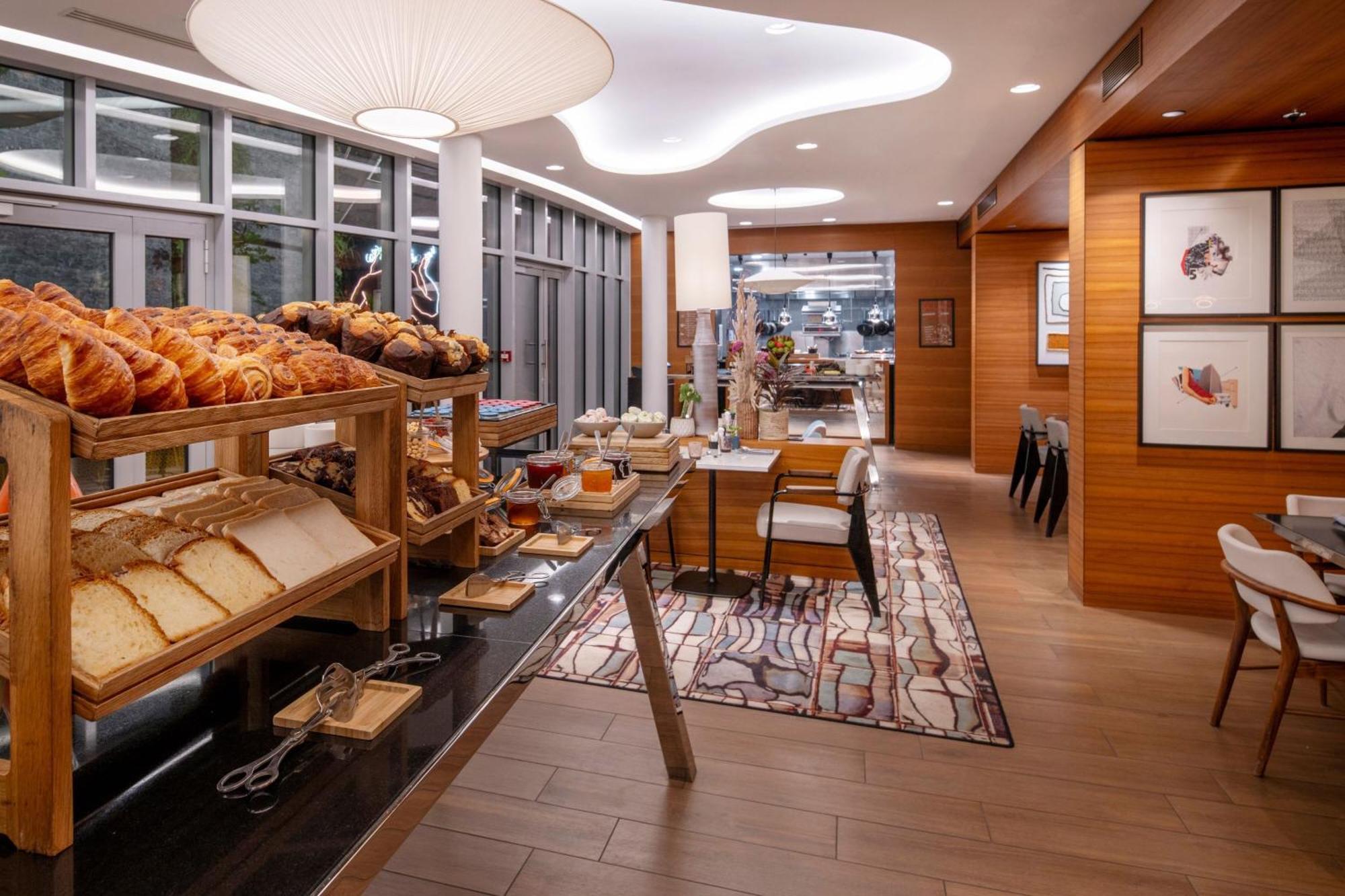 Renaissance Paris Republique Hotel & Spa מראה חיצוני תמונה